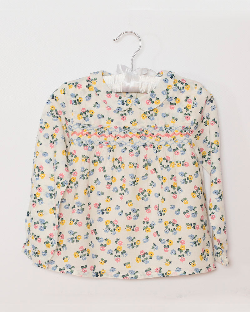 Mädchenbluse gesmokt Blumenmuster bunt